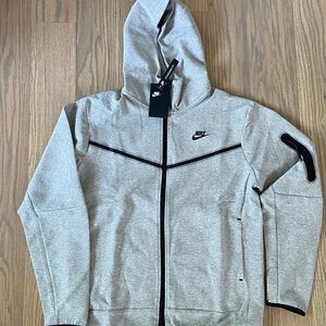 Nike tech fleece gray brand new size medium